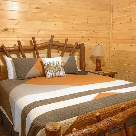 The Lazy Bear Βίλα Pigeon Forge Εξωτερικό φωτογραφία