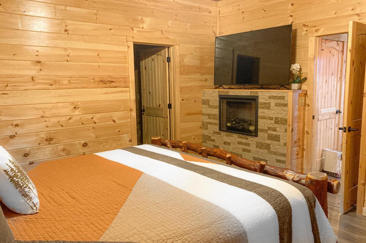 The Lazy Bear Βίλα Pigeon Forge Εξωτερικό φωτογραφία